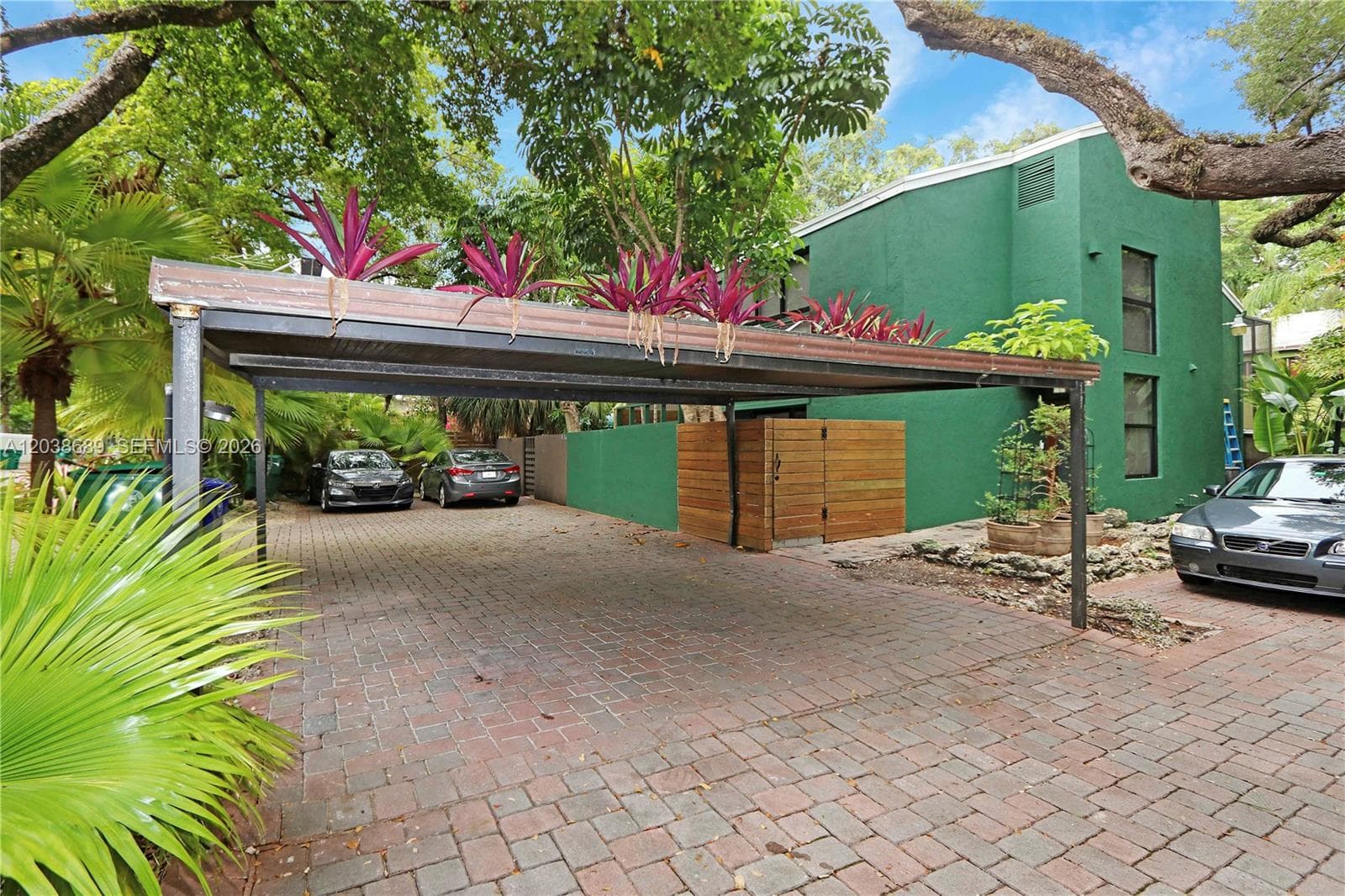 3138 Mary St # 3138, Miami, FL 33133 photo 3