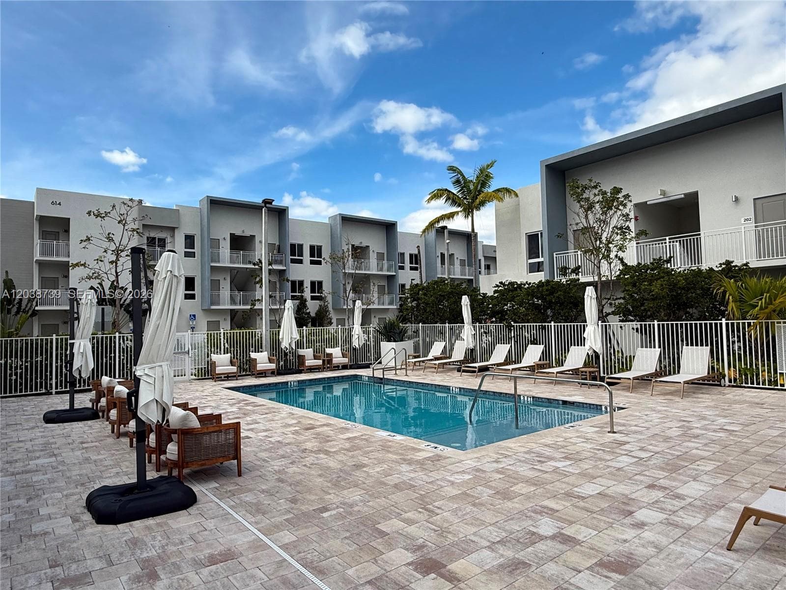 610 NE 2nd St # 301, Dania Beach, FL 33004 photo 5