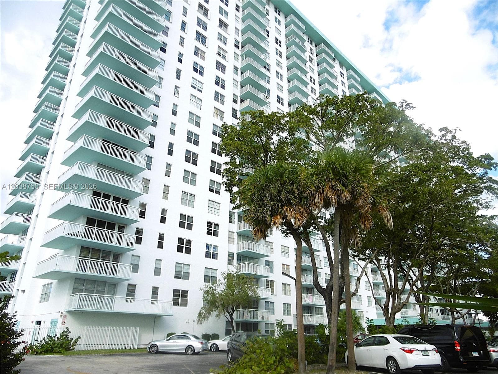 301 174th St # 1905 + DEN, Sunny Isles Beach, FL 33160 photo 3