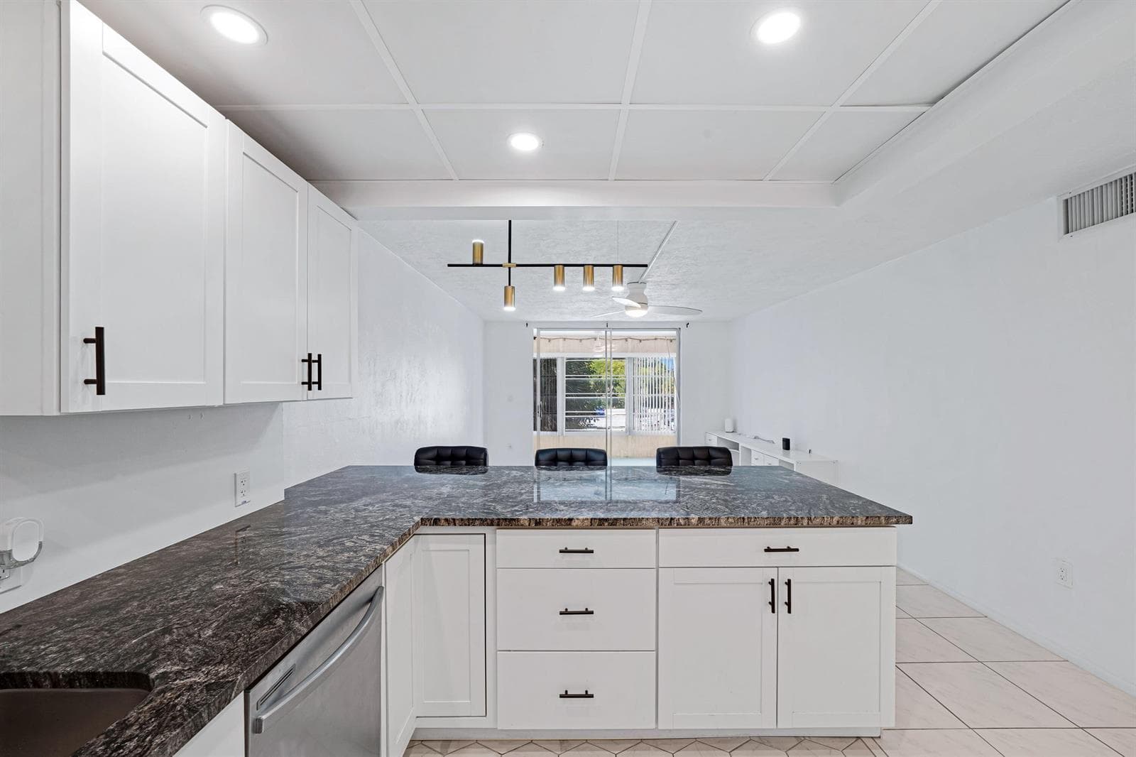 7100 NW 17th Street # 220, Plantation, FL 33313 photo 4