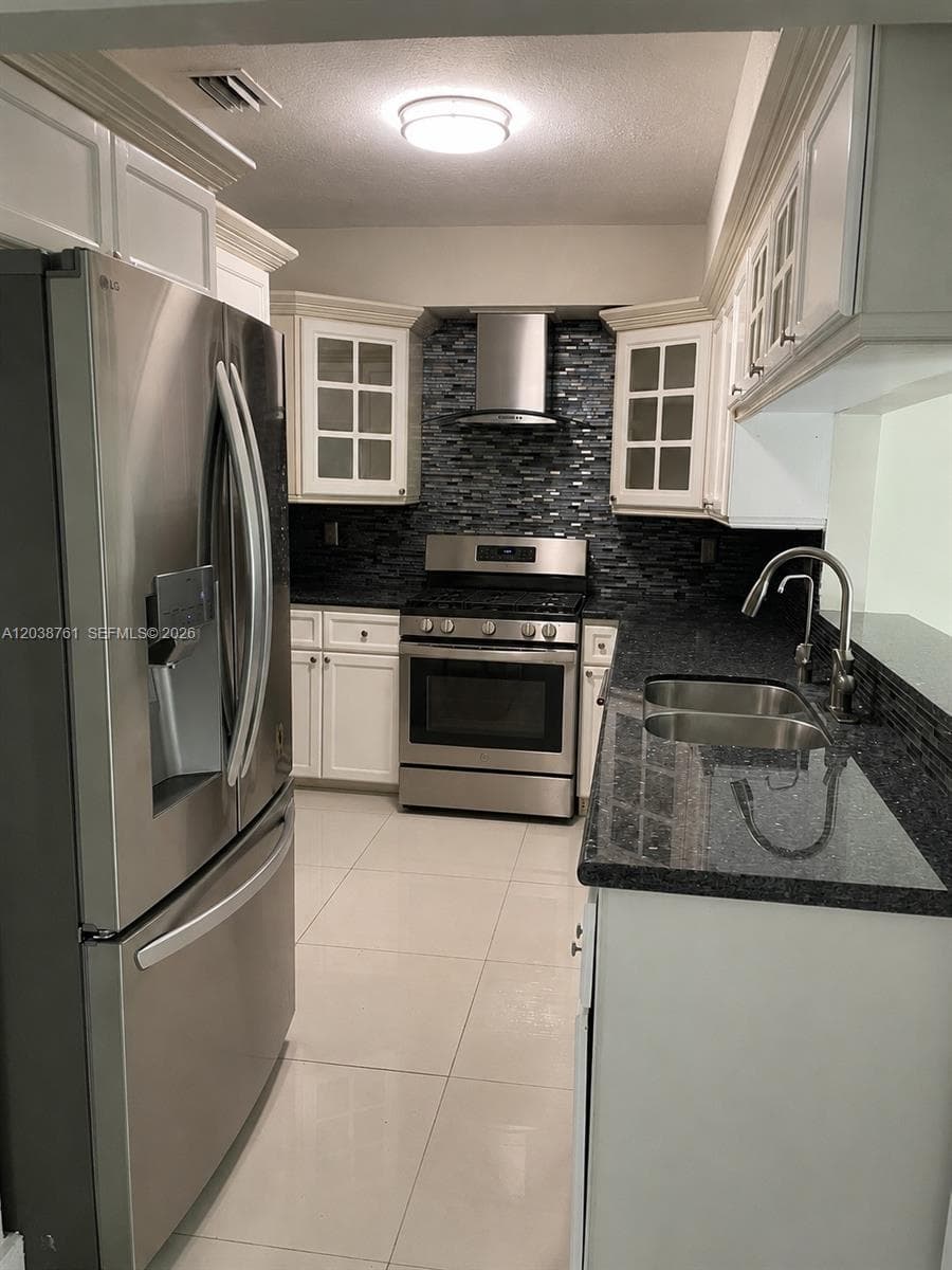 6129 SW 28th St, Miami, FL 33155 photo 4