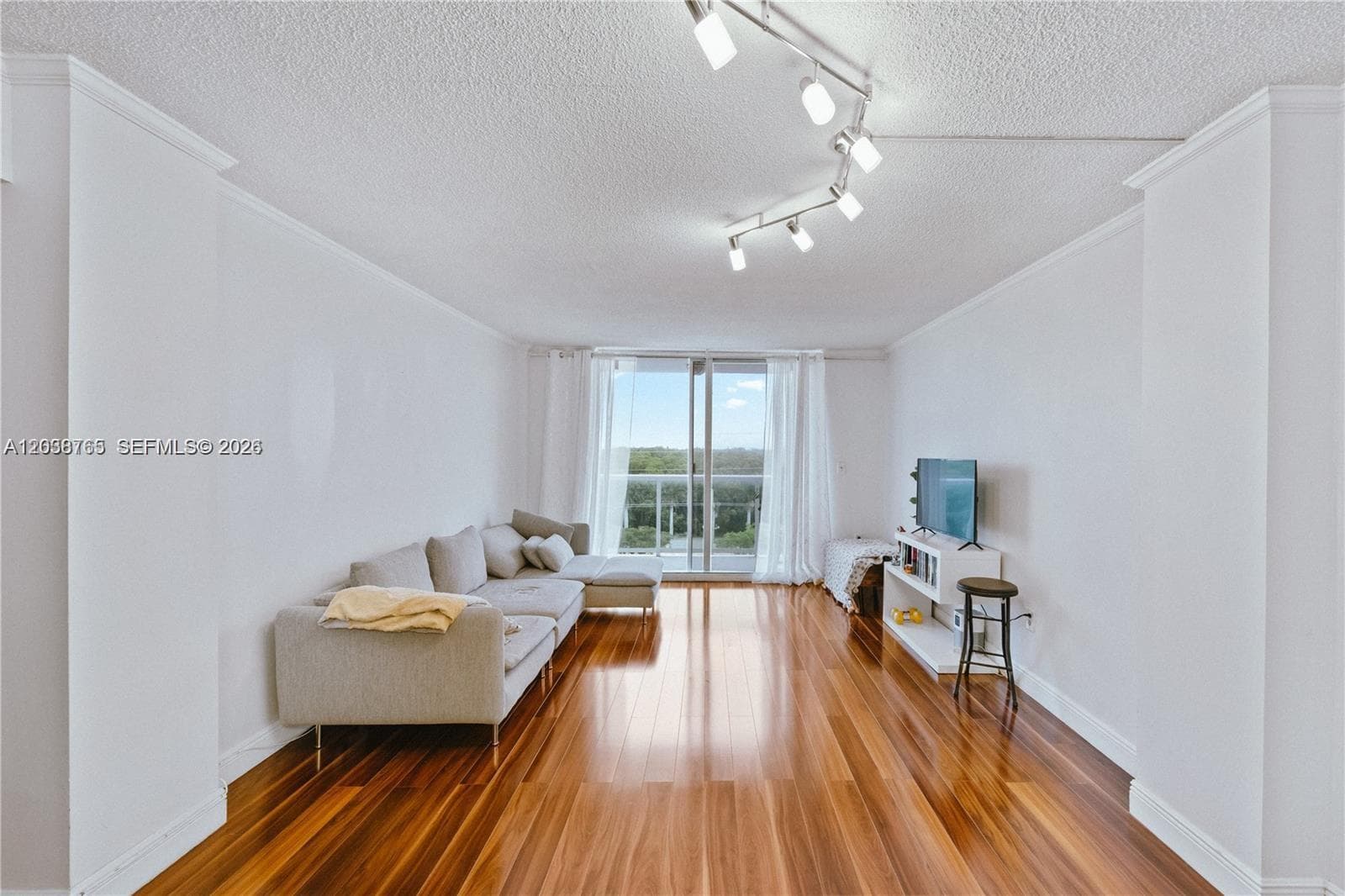 2841 NE 163rd St # 704, North Miami Beach, FL 33160 photo 5