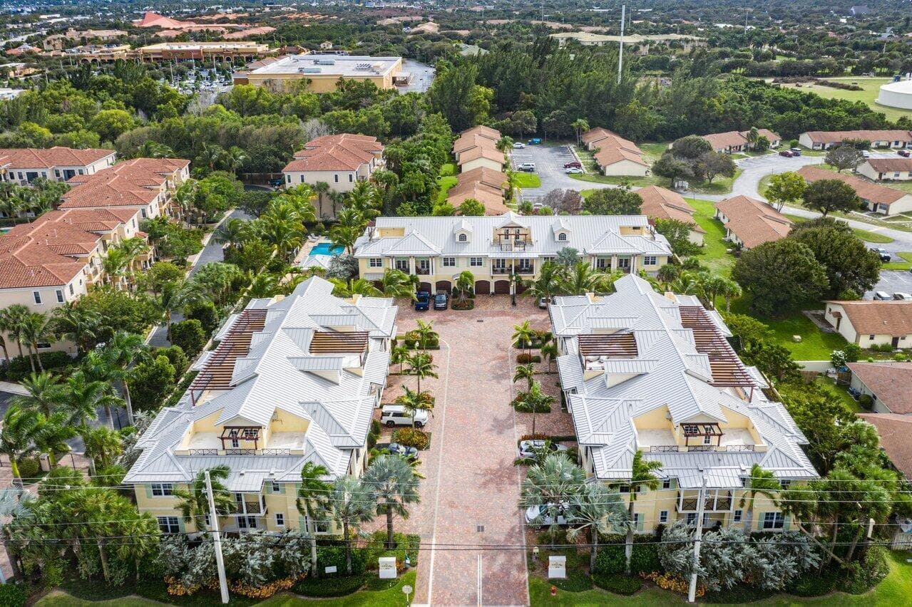 3770 County Line Road # C1, Tequesta, FL 33469 photo 2