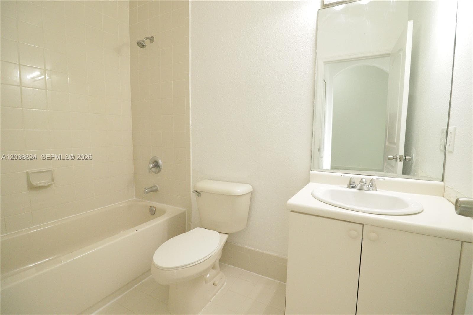 1568 SE 26th St # 206, Homestead, FL 33035 photo 5