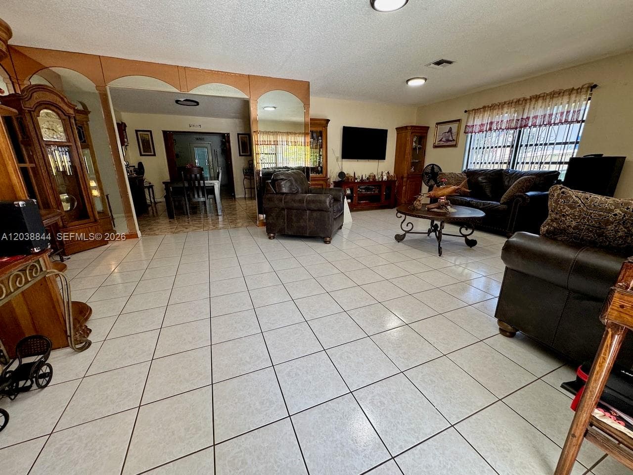 15940 NW 37th Pl, Miami Gardens, FL 33054 photo 4