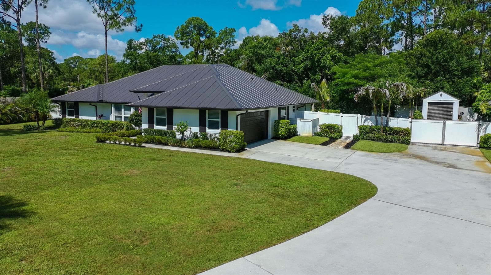 17767 Mellen Lane, Jupiter, FL 33478 photo 2