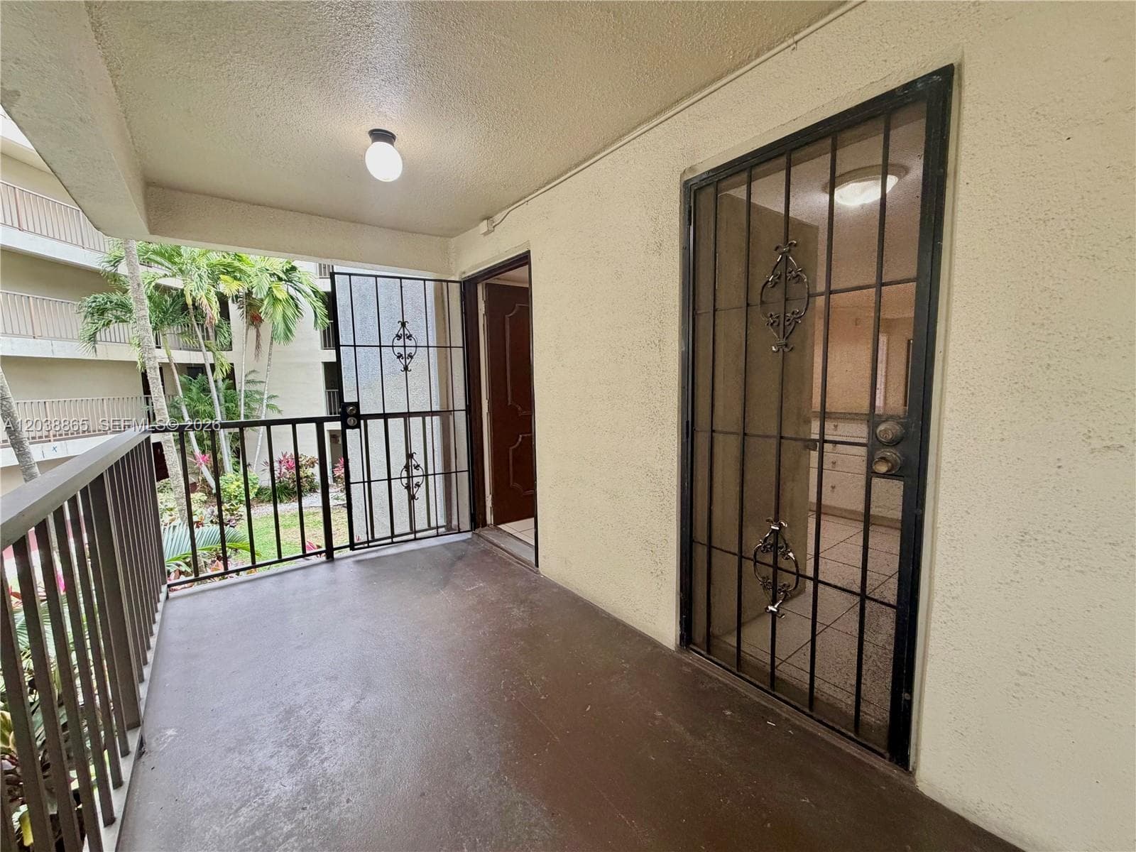 2320 S Cypress Bend Dr # 206, Pompano Beach, FL 33069 photo 2