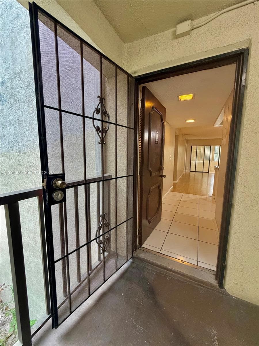 2320 S Cypress Bend Dr # 206, Pompano Beach, FL 33069 photo 3