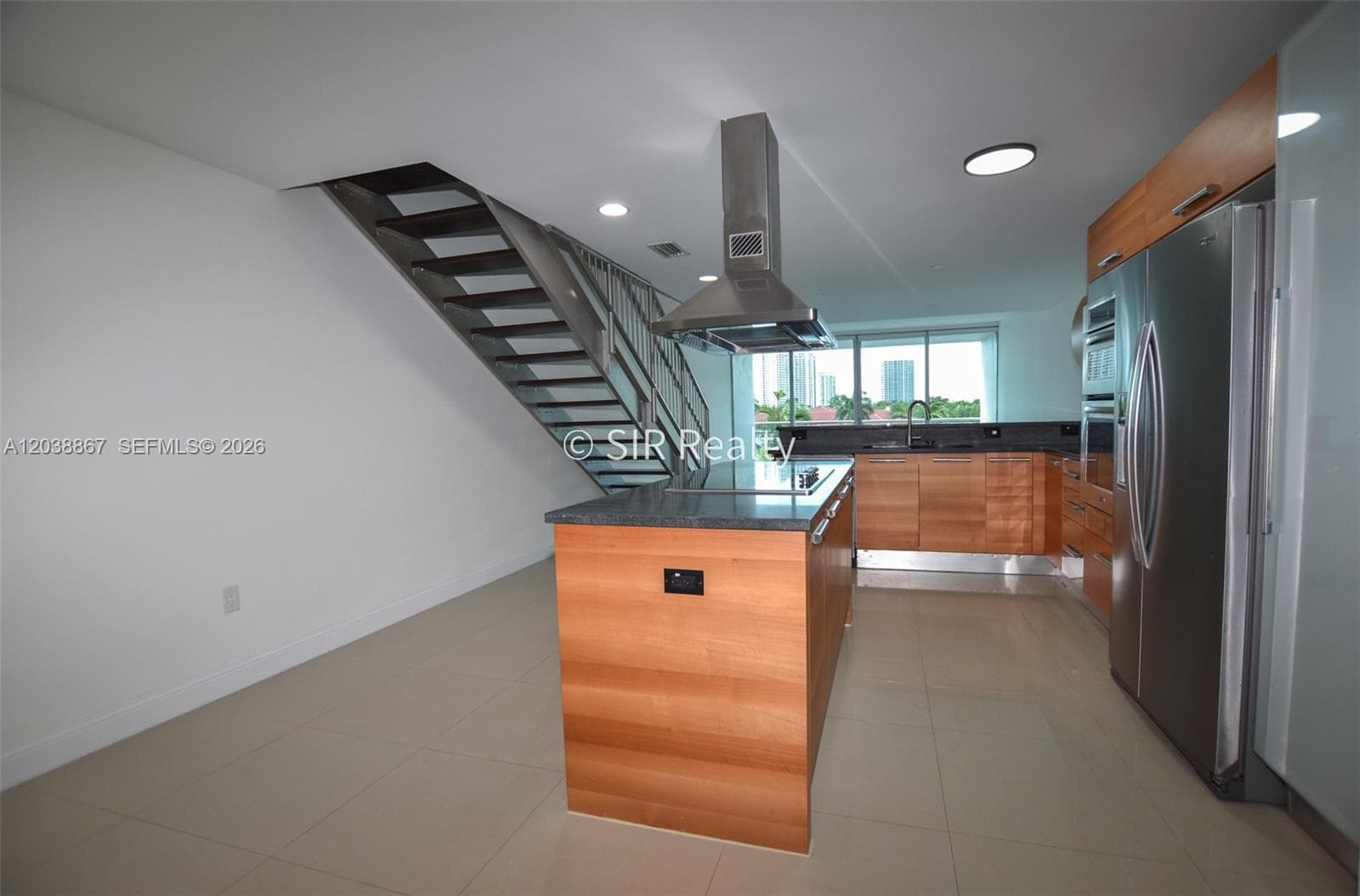 2950 NE 188th St # 336, Aventura, FL 33180 photo 3