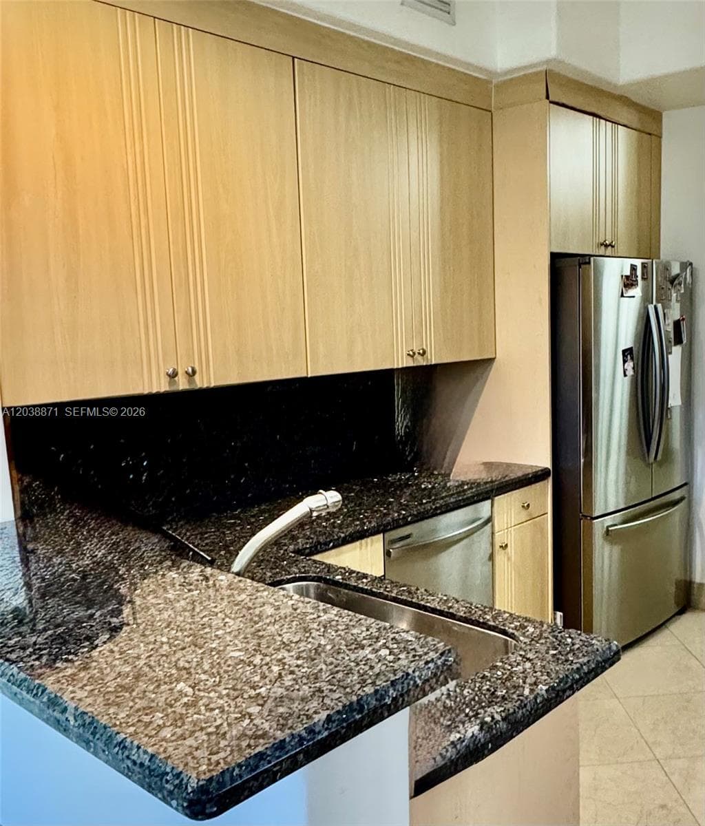 3016 NE 210th St, Aventura, FL 33180 photo 4