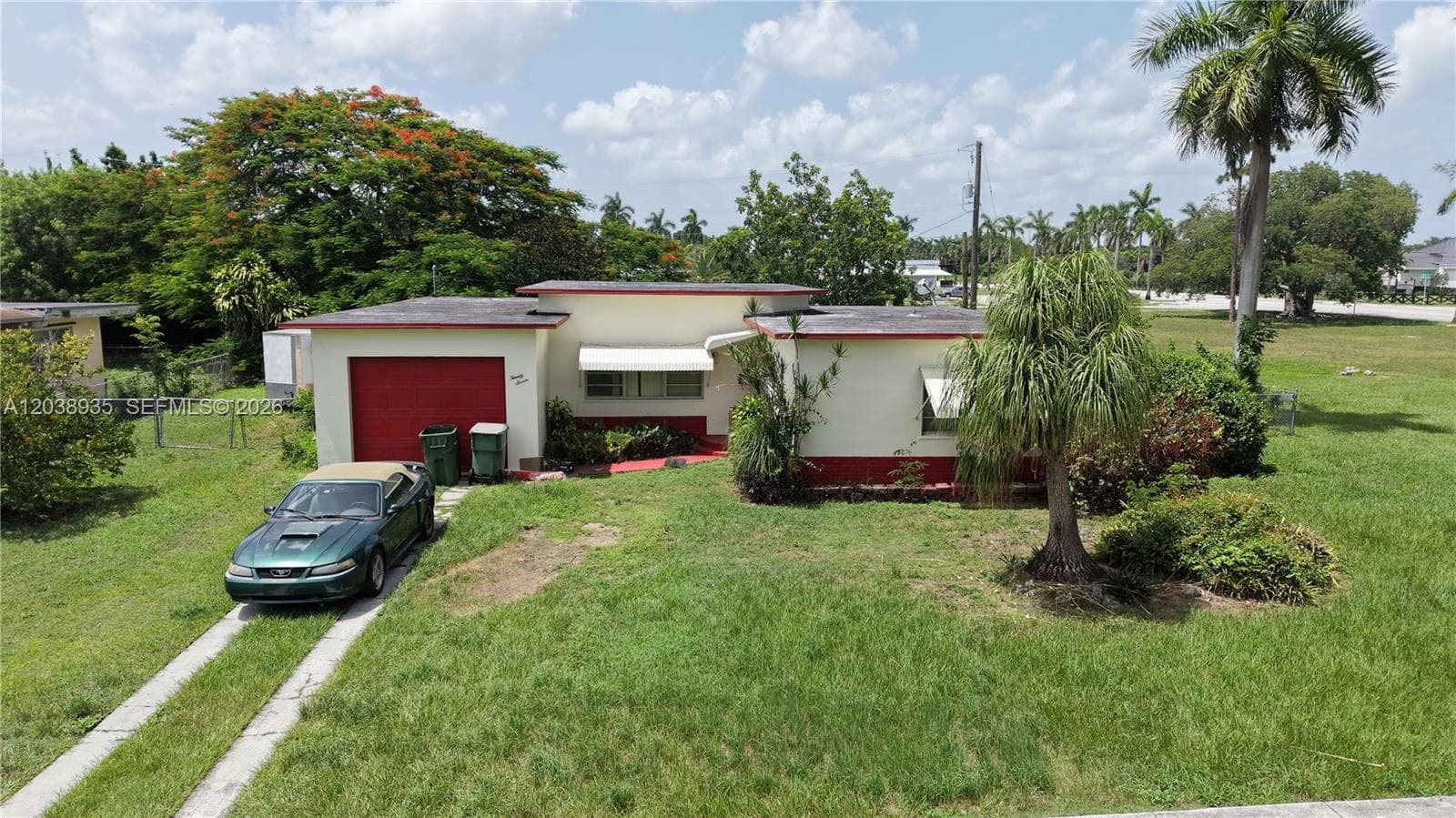 27 NW 18th St, Homestead, FL 33030