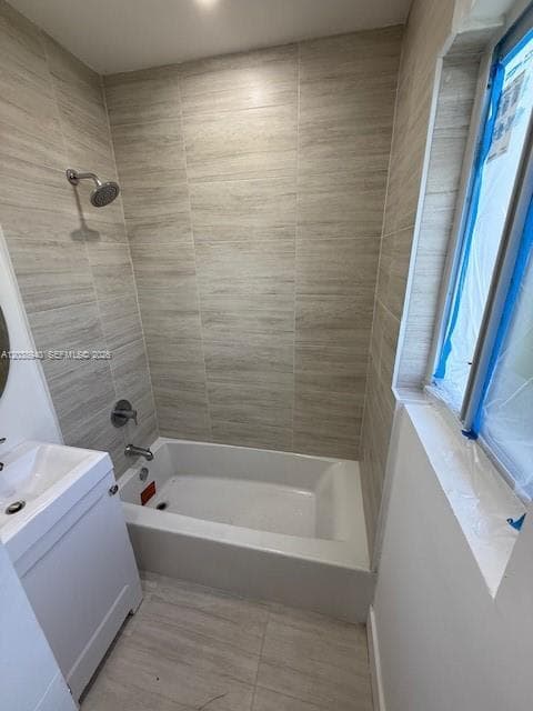 1123 N 17th Ct, Hollywood, FL 33020 photo 4