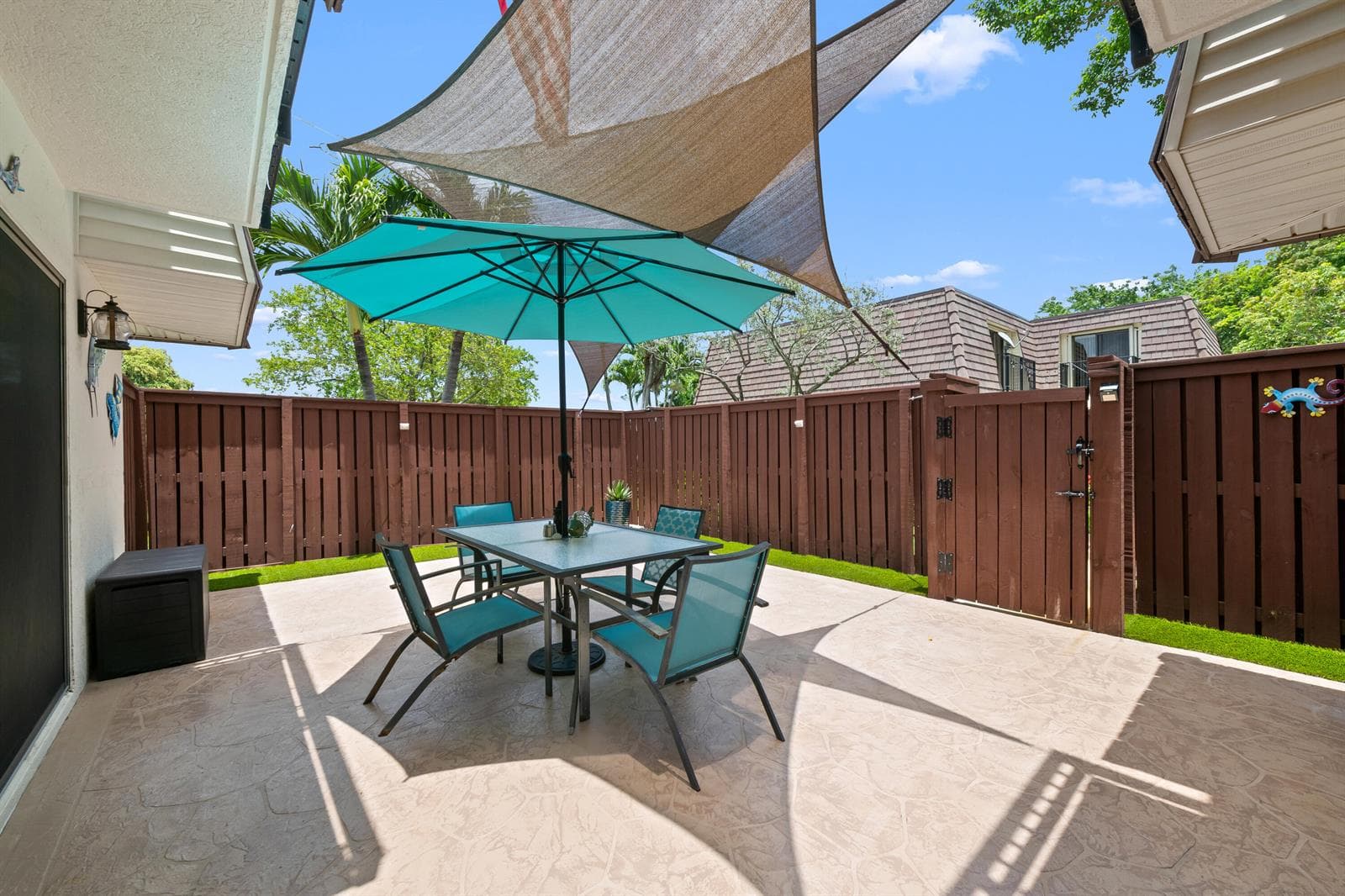 2512 SW 15th Street, Deerfield Beach, FL 33442 photo 4