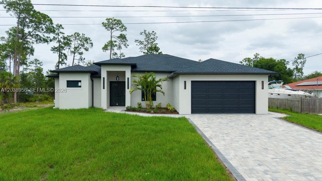 814 Calyton Ave, Lehigh Acres, FL 33972 photo 5
