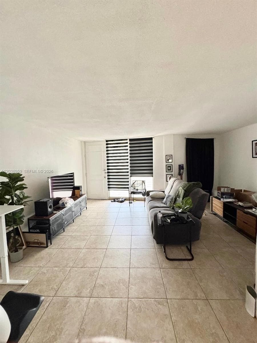 1100 Alton Rd # 5D, Miami Beach, FL 33139 photo 2