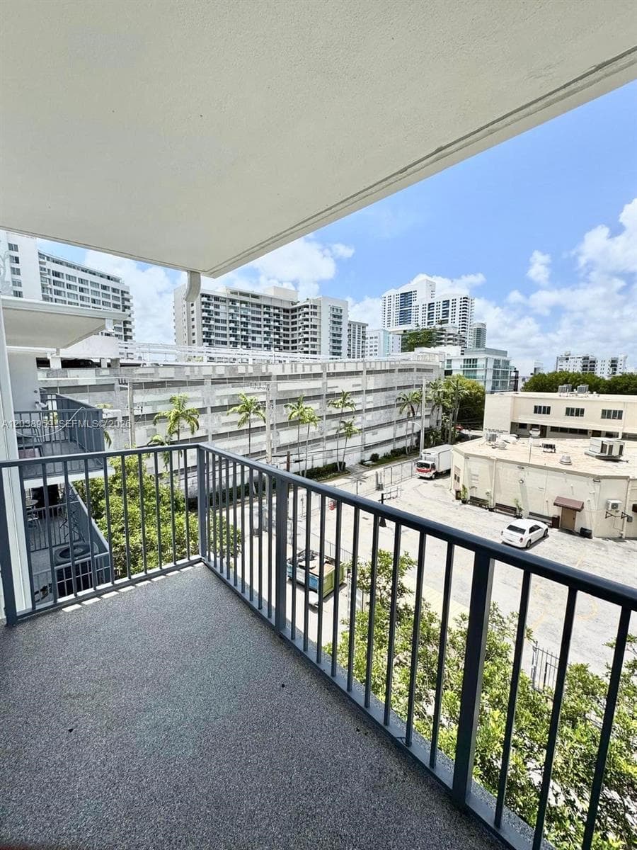 1100 Alton Rd # 5D, Miami Beach, FL 33139 photo 5