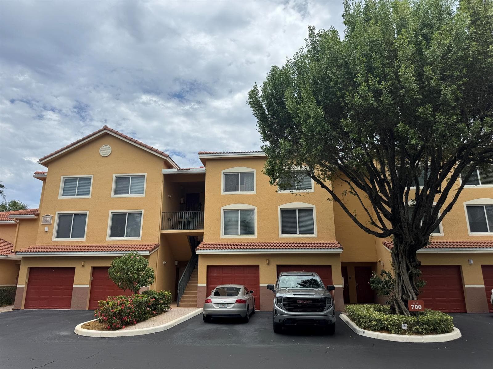 700 Scotia Drive # 103, Hypoluxo, FL 33462 photo 2