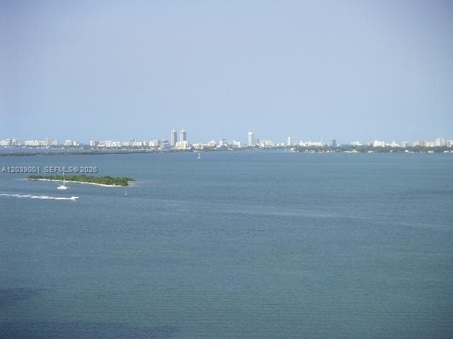 1750 N Bayshore Dr # 3907, Miami, FL 33132 photo 2