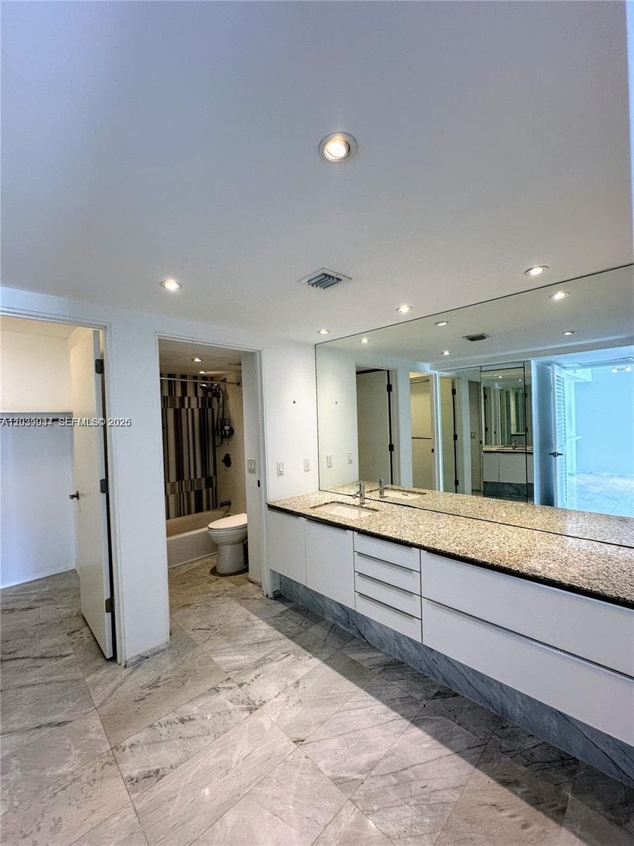 2350 NE 135th St # 1501, North Miami, FL 33181 photo 3