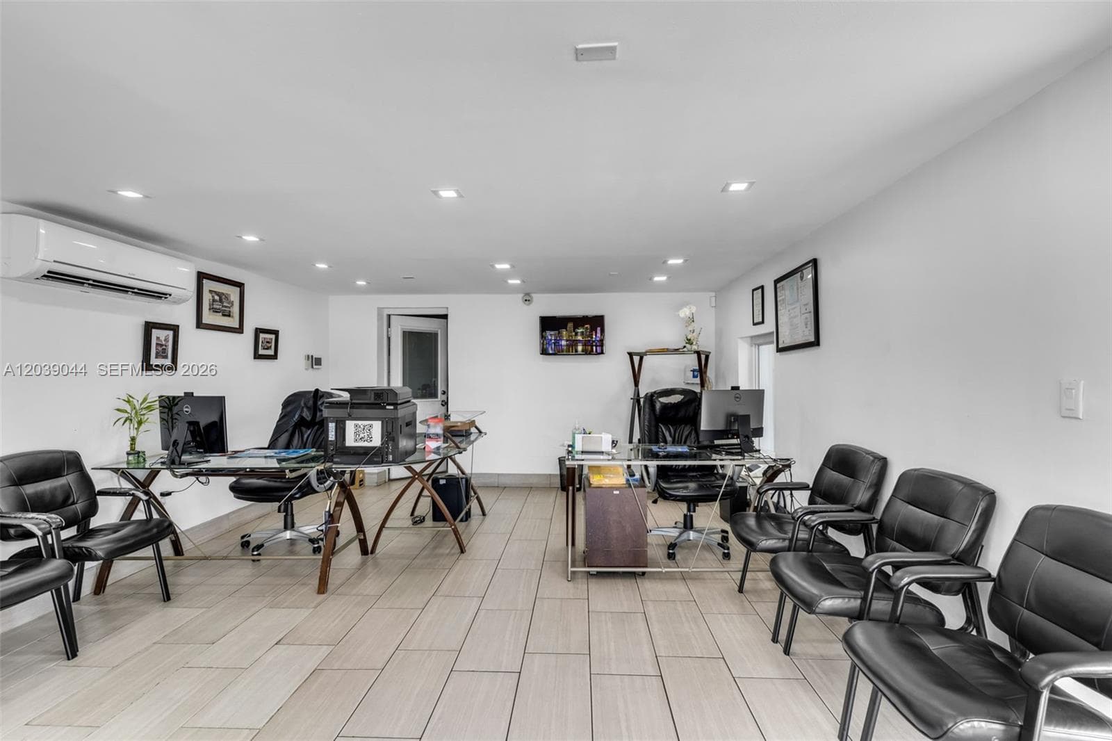2729 NW 56th St, Miami, FL 33142 photo 5