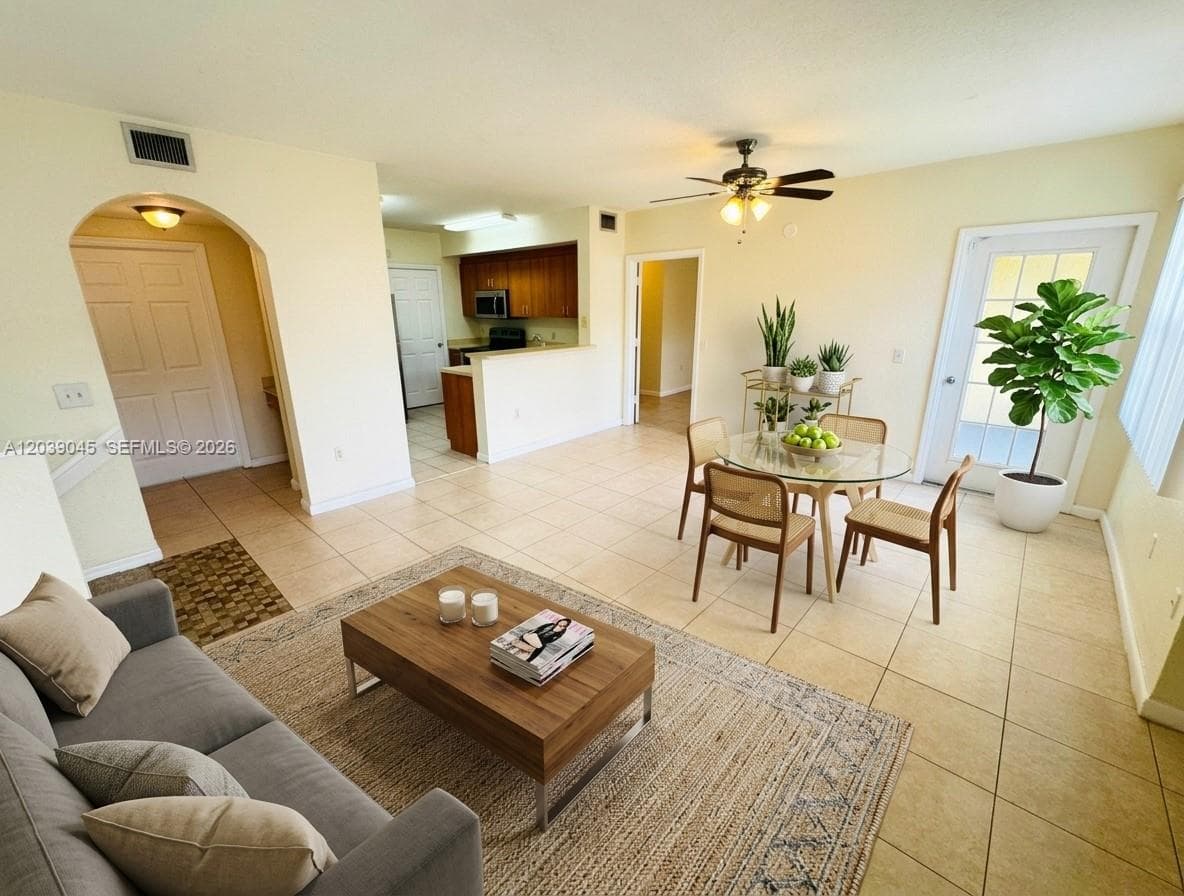 705 Belmont Ln # 705, North Lauderdale, FL 33068 photo 2