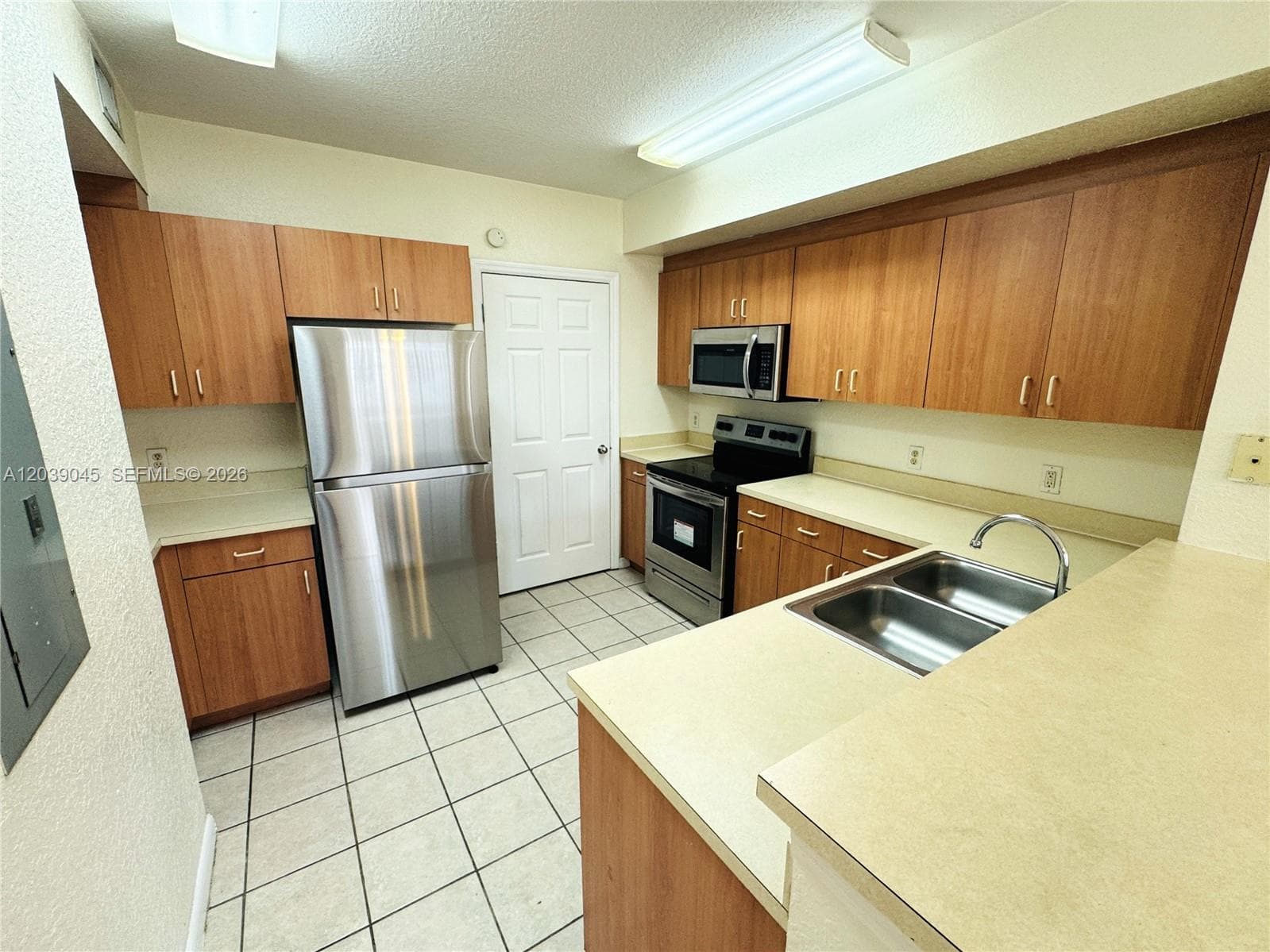 705 Belmont Ln # 705, North Lauderdale, FL 33068 photo 5