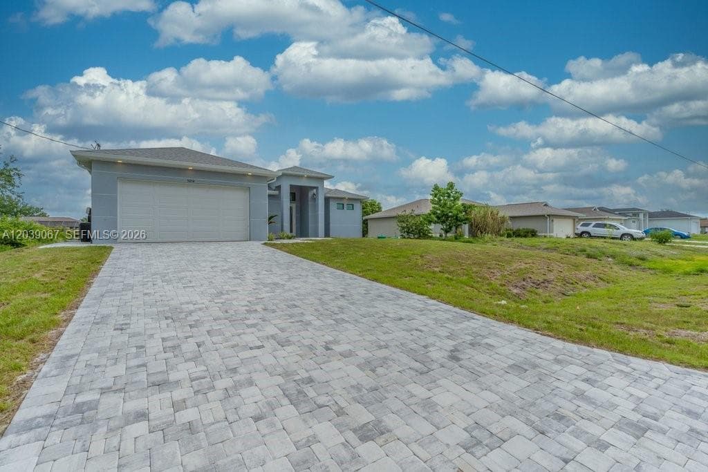 5054 Benton St, Lehigh Acres, FL 33971 photo 2