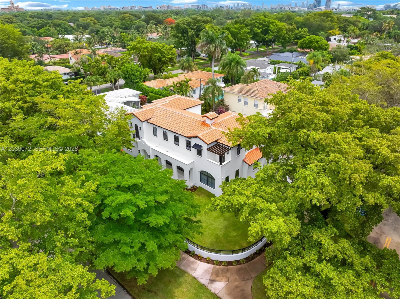 5111 Alhambra Cir, Coral Gables, FL 33146 photo 3
