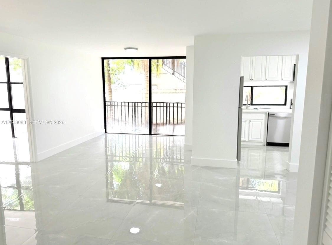 16909 N Bay Rd # 116, Sunny Isles Beach, FL 33160 photo 3