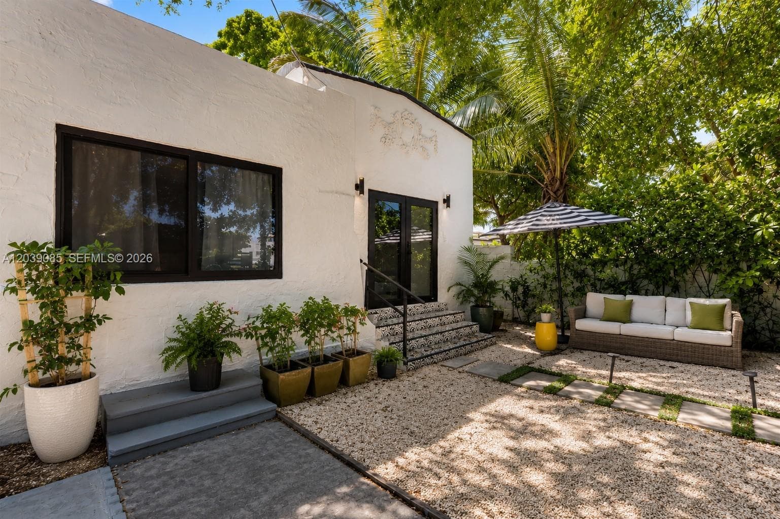 8280 NE 1st Pl, Miami, FL 33138 photo 2