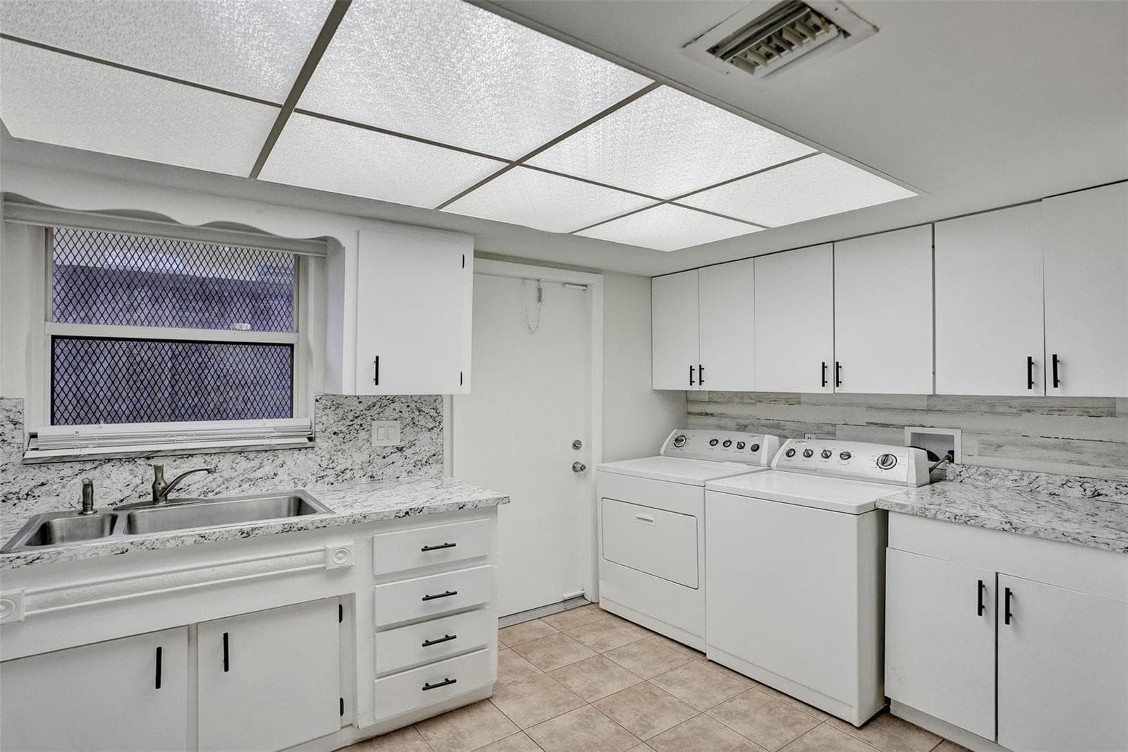 4240 NW 21st Avenue # 2, Oakland Park, FL 33309 photo 5