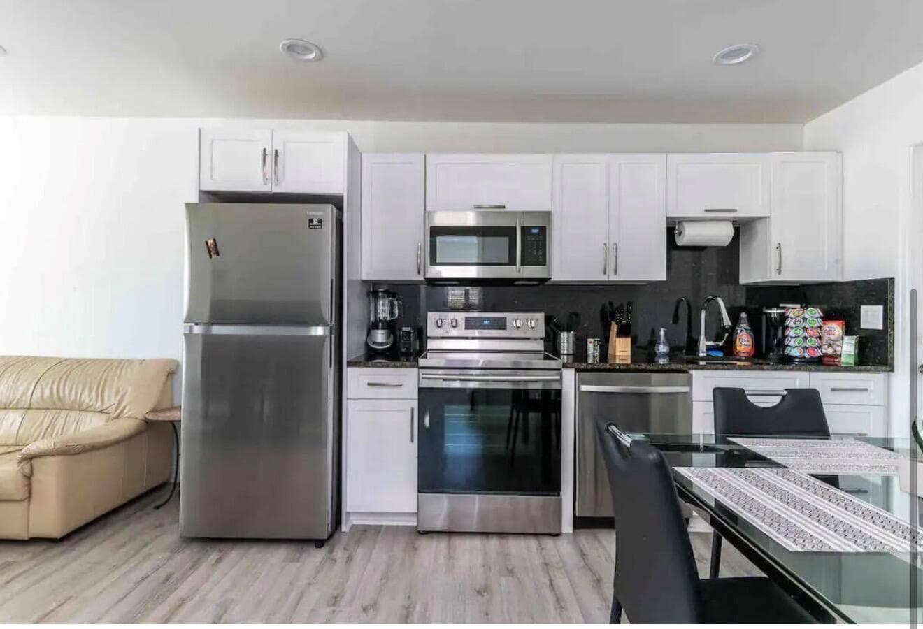 2499 NE 2nd Avenue # B, Boca Raton, FL 33431 photo 3
