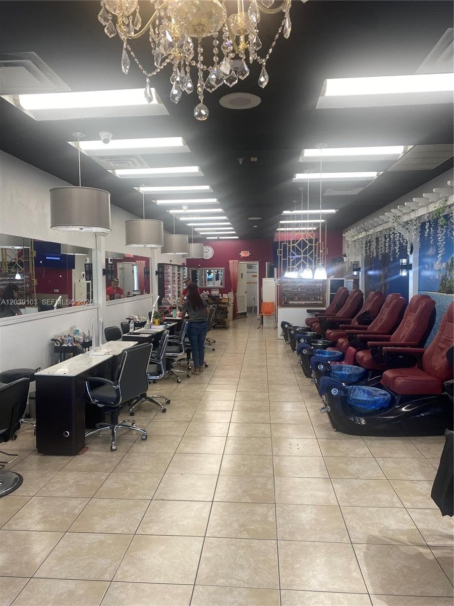 1527 Alton Rd, Miami Beach, FL 33139 photo 5