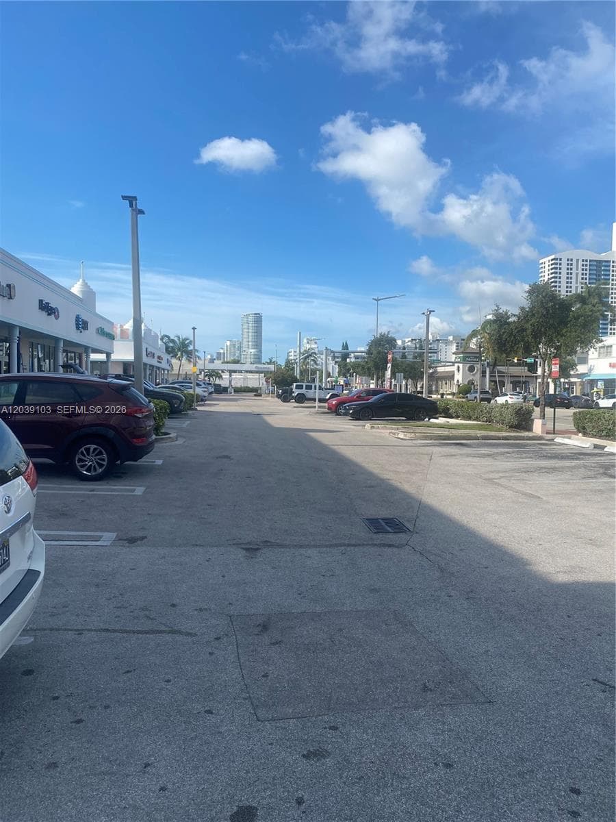 1527 Alton Rd, Miami Beach, FL 33139 photo 4