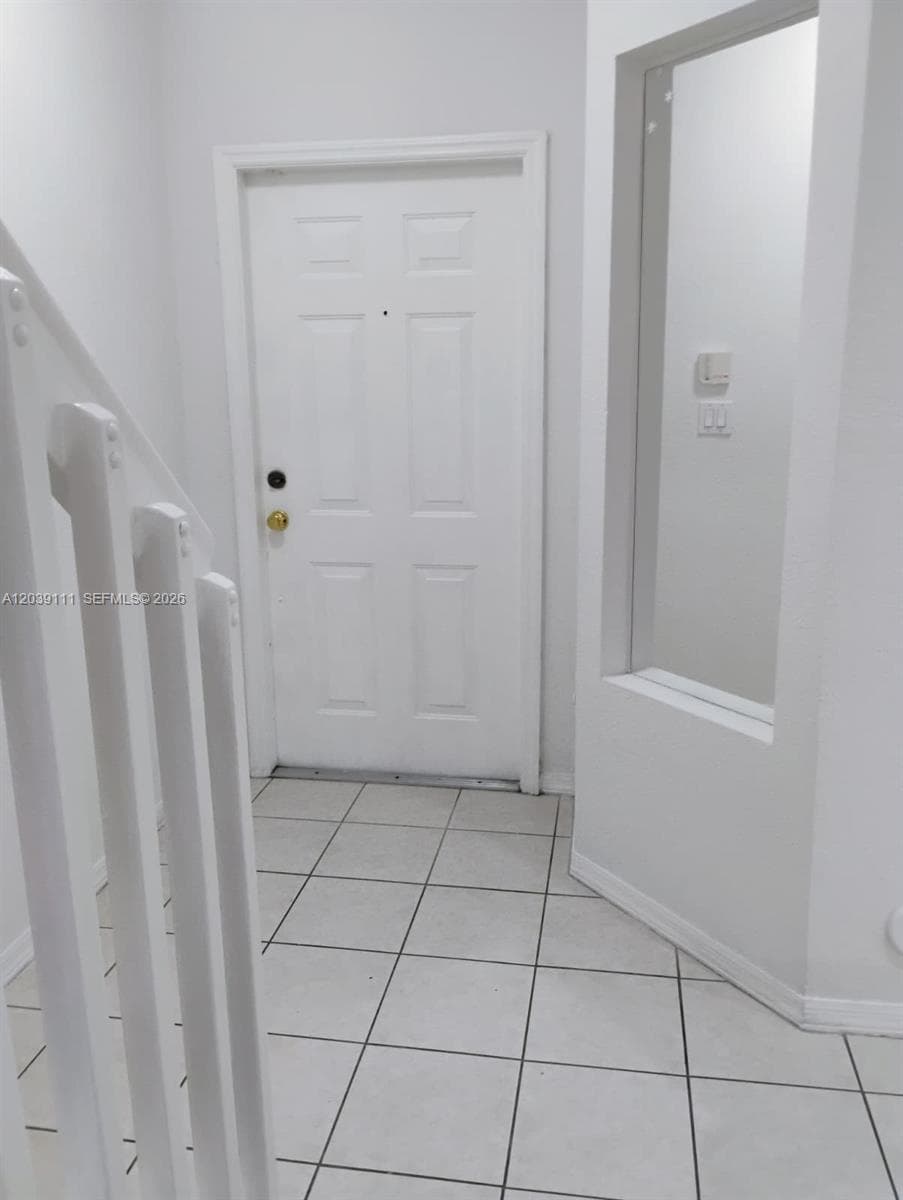 5725 NW 114th Path # 107, Doral, FL 33178 photo 2