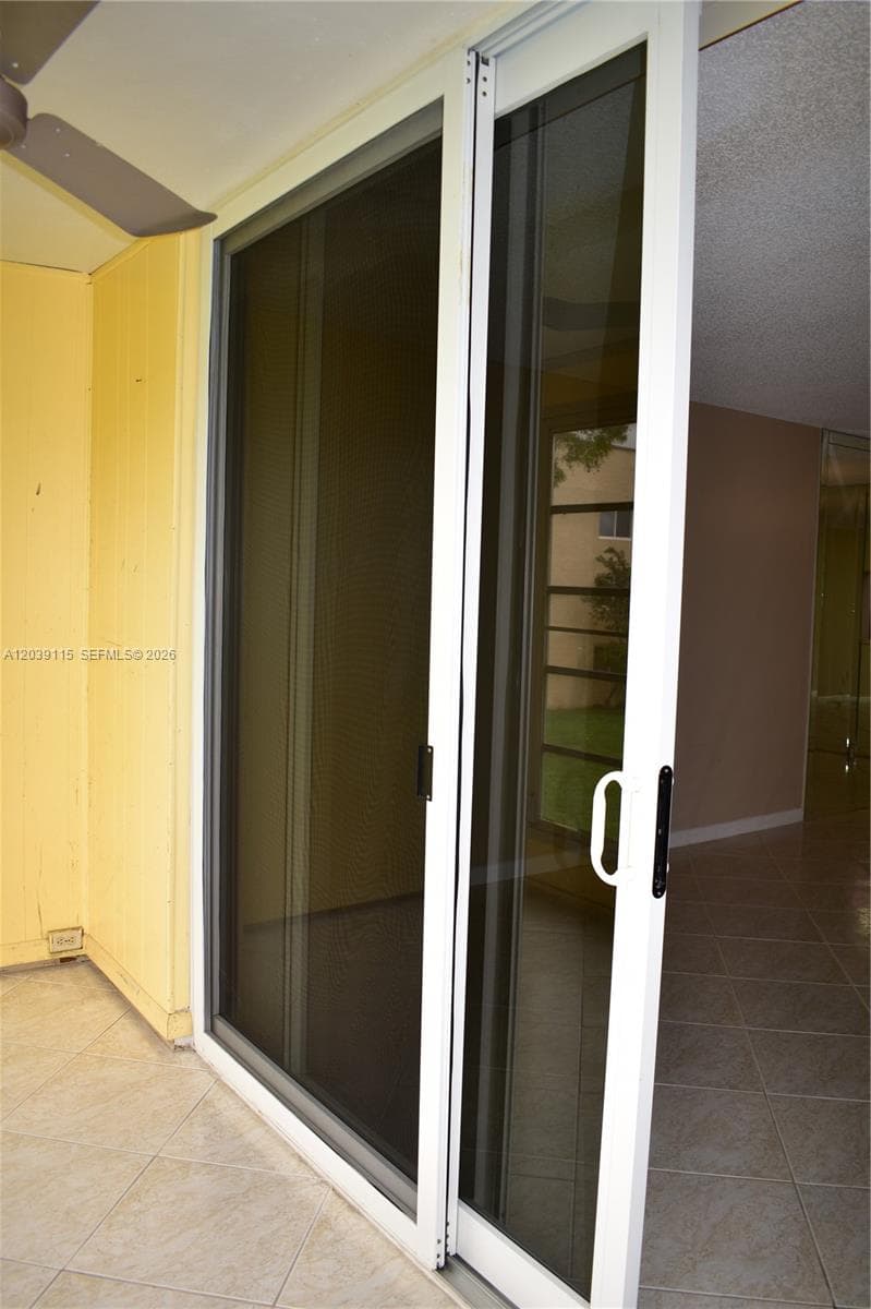 9300 Sunrise Lakes Blvd # 208, Sunrise, FL 33322 photo 5