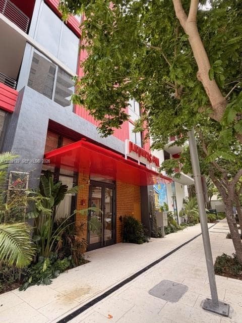 90 NE 32nd St # 823, Miami, FL 33137 photo 2