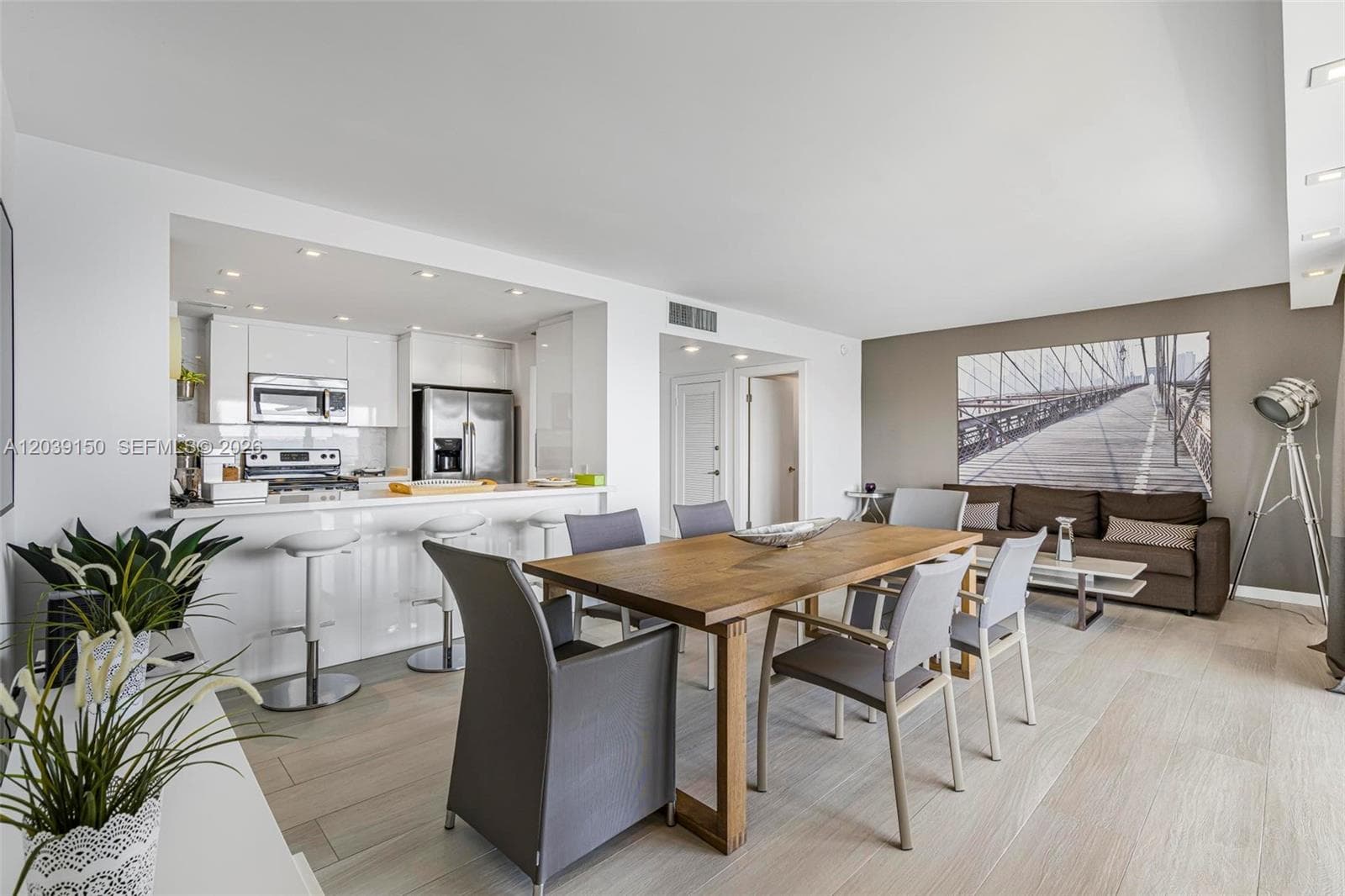 11111 Biscayne Blvd # 8C, Miami, FL 33181 photo 3