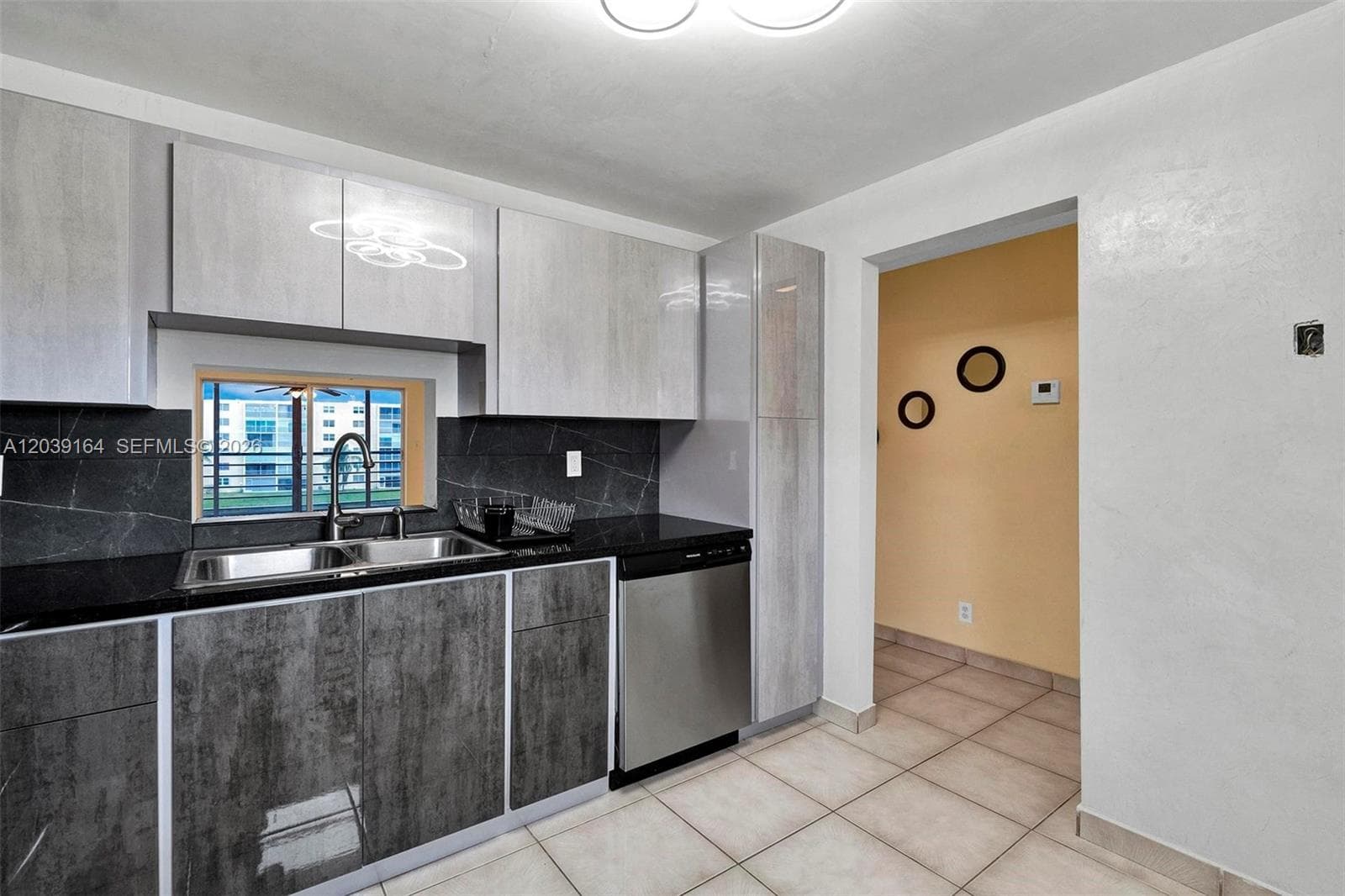 431 SE 3rd St # 402, Dania Beach, FL 33004 photo 4