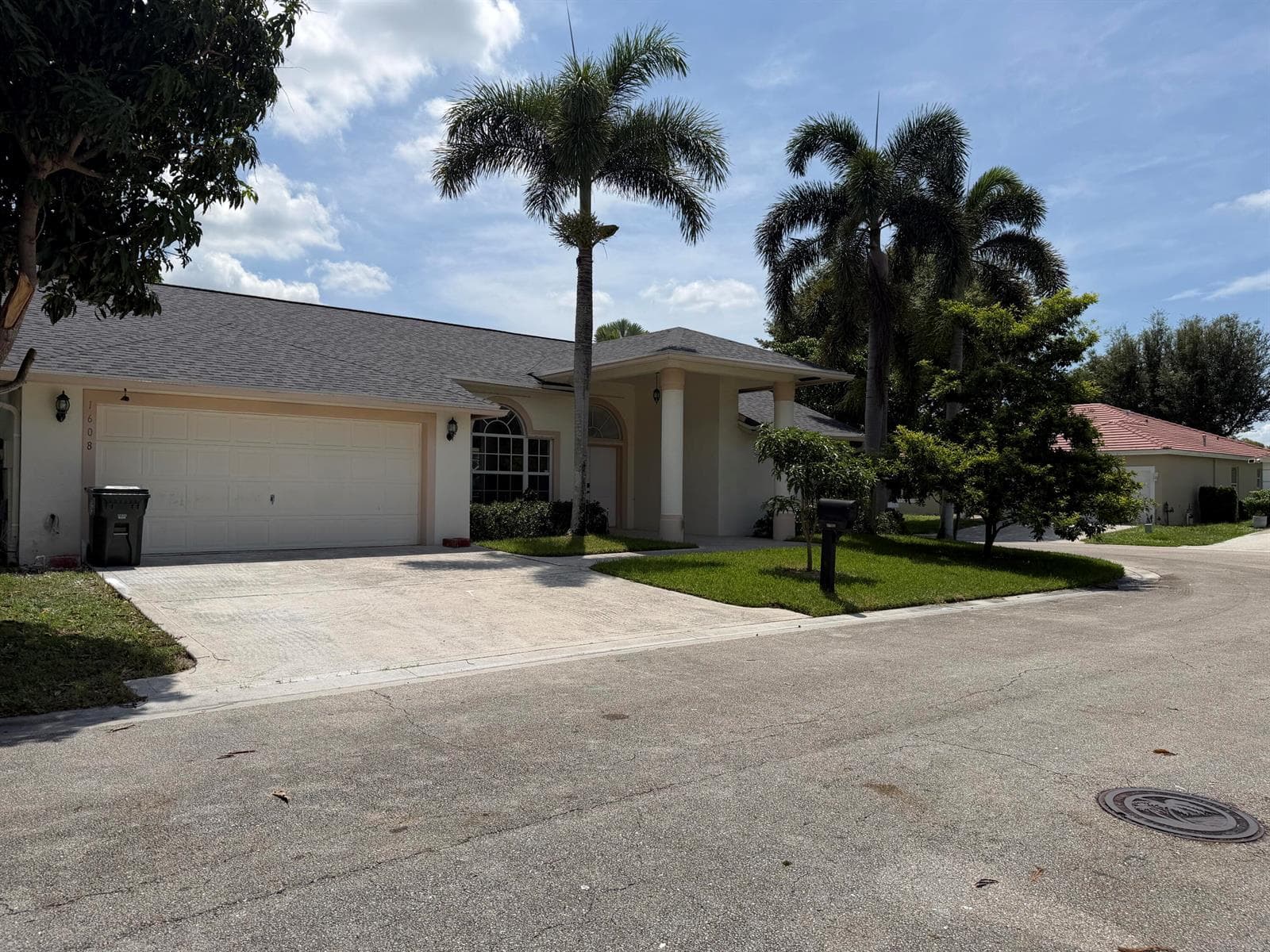 1608 Doral Drive, FL 33413 photo 3