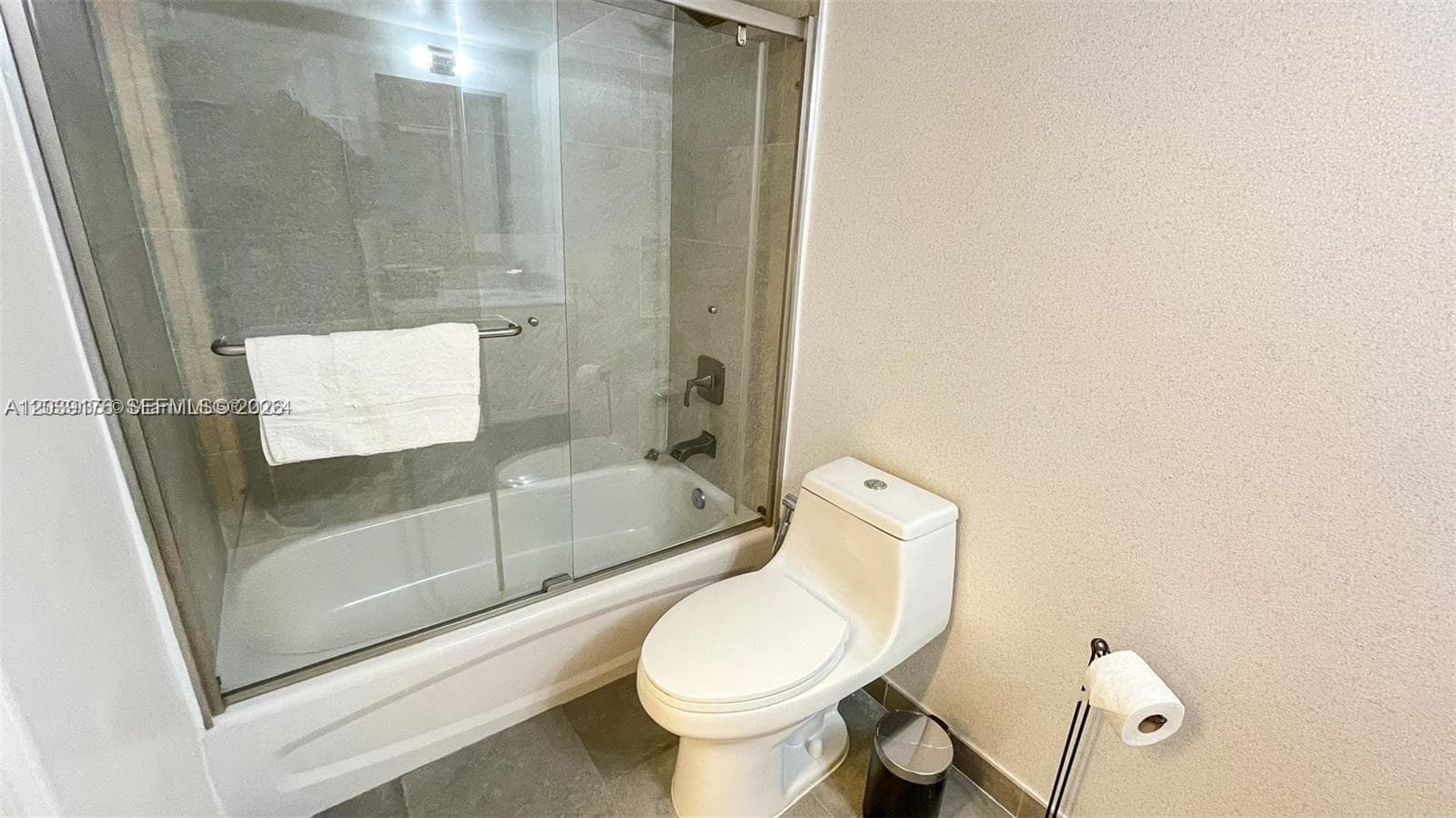 1200 Brickell Bay Dr # 1702, Miami, FL 33131 photo 3