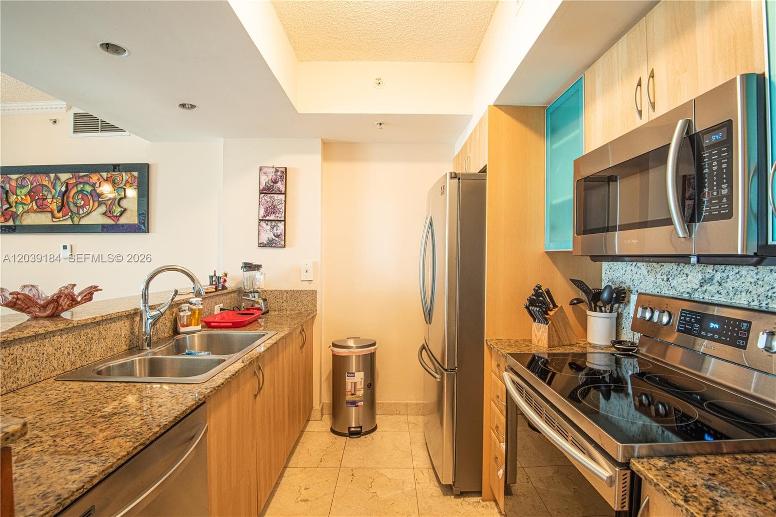 17555 Atlantic Blvd # UPH6, Sunny Isles Beach, FL 33160 photo 3