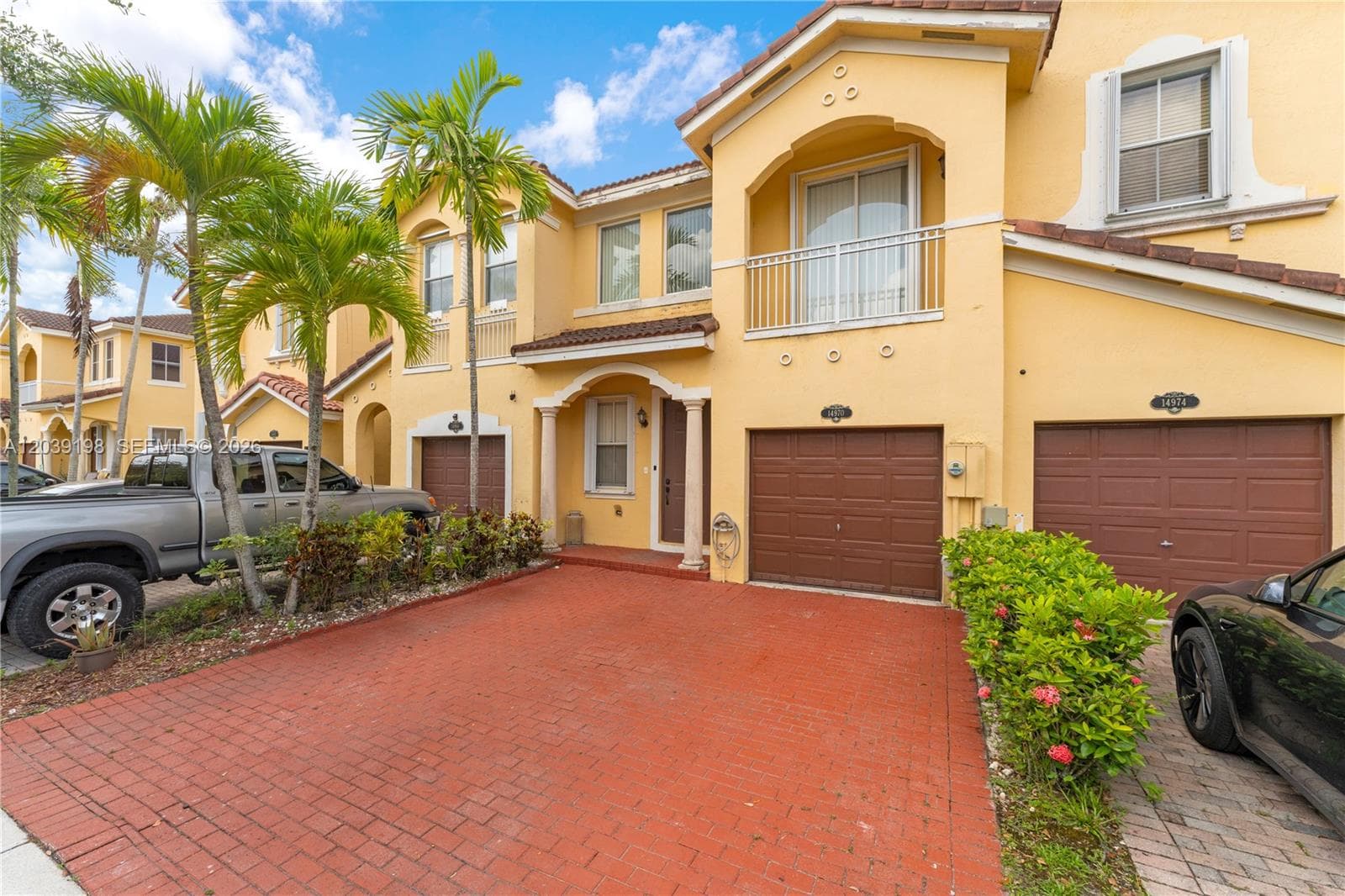 14970 SW 9th Ter, Miami, FL 33194 photo 2