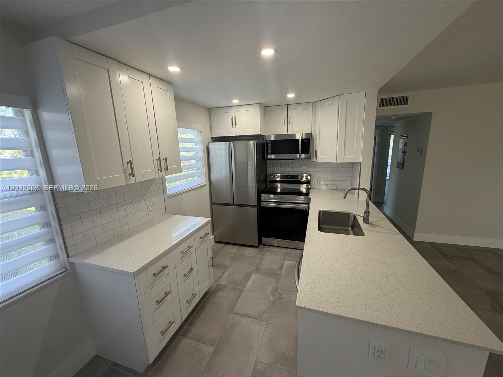136 Brighton D # 136, Boca Raton, FL 33434 photo 3
