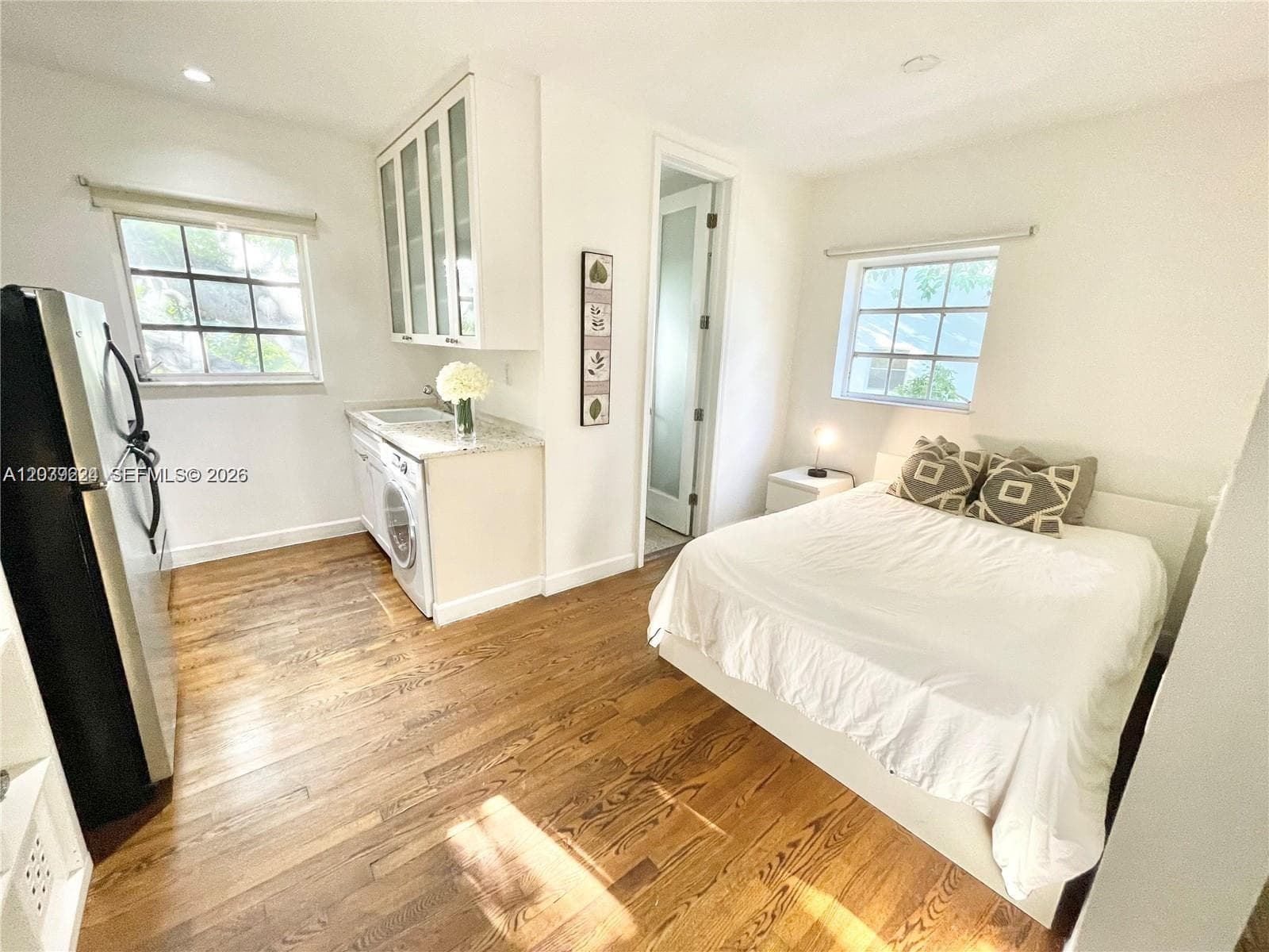 439 15th St # 18, Miami Beach, FL 33139 photo 3