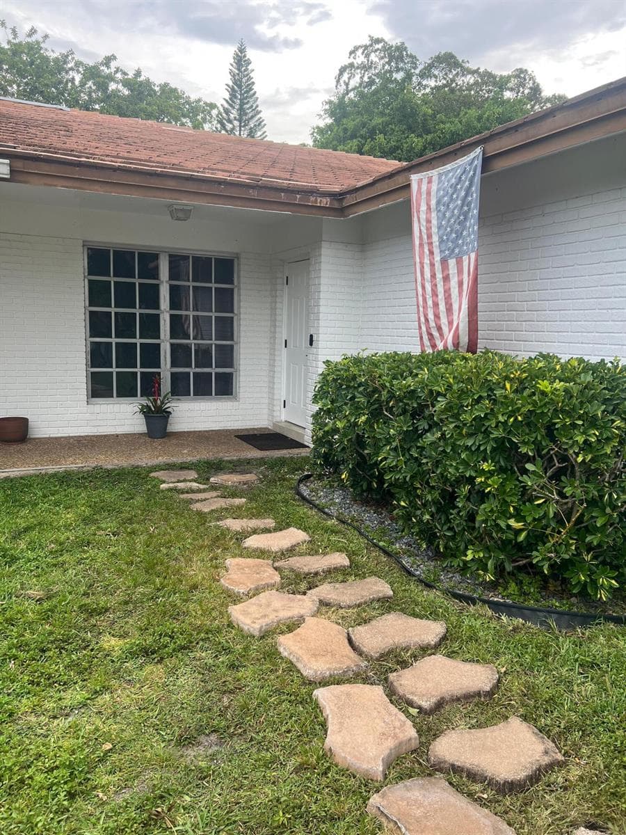8586 NW 23rd Manor # W, Coral Springs, FL 33065 photo 2