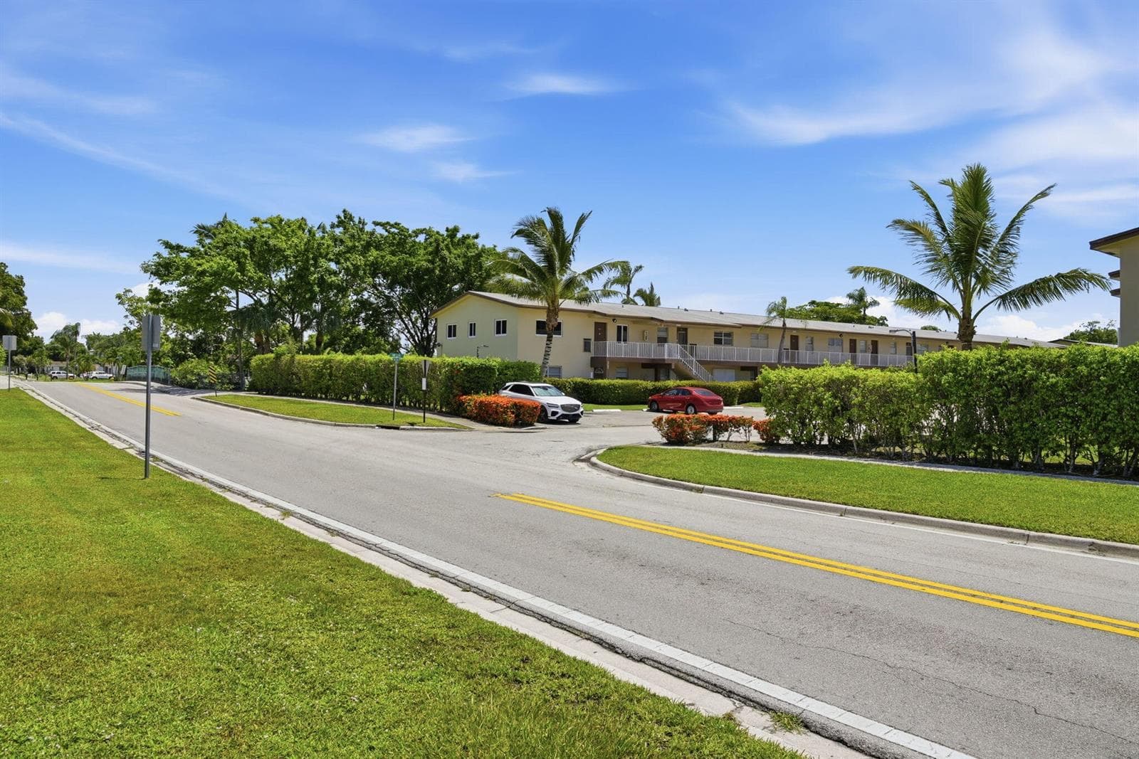 7505 NW 5th Place # 203, Margate, FL 33063 photo 2