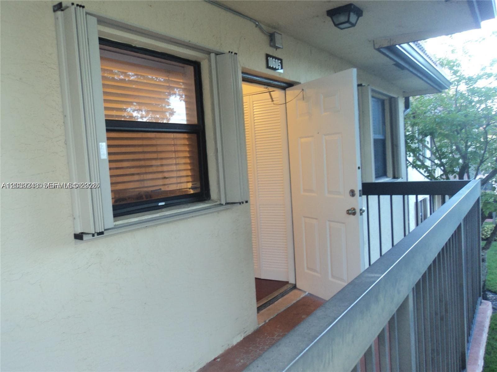 10605 NW 11 St # 206, Hollywood, FL 33026 photo 2