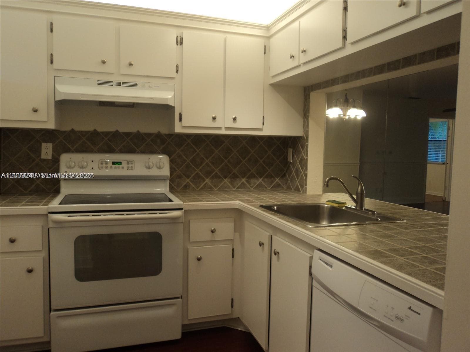 10605 NW 11 St # 206, Hollywood, FL 33026 photo 5