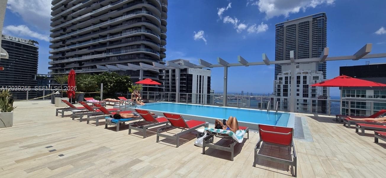 1100 S Miami Ave # 3808, Miami, FL 33130 photo 2